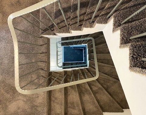 Teppich im Treppenhaus